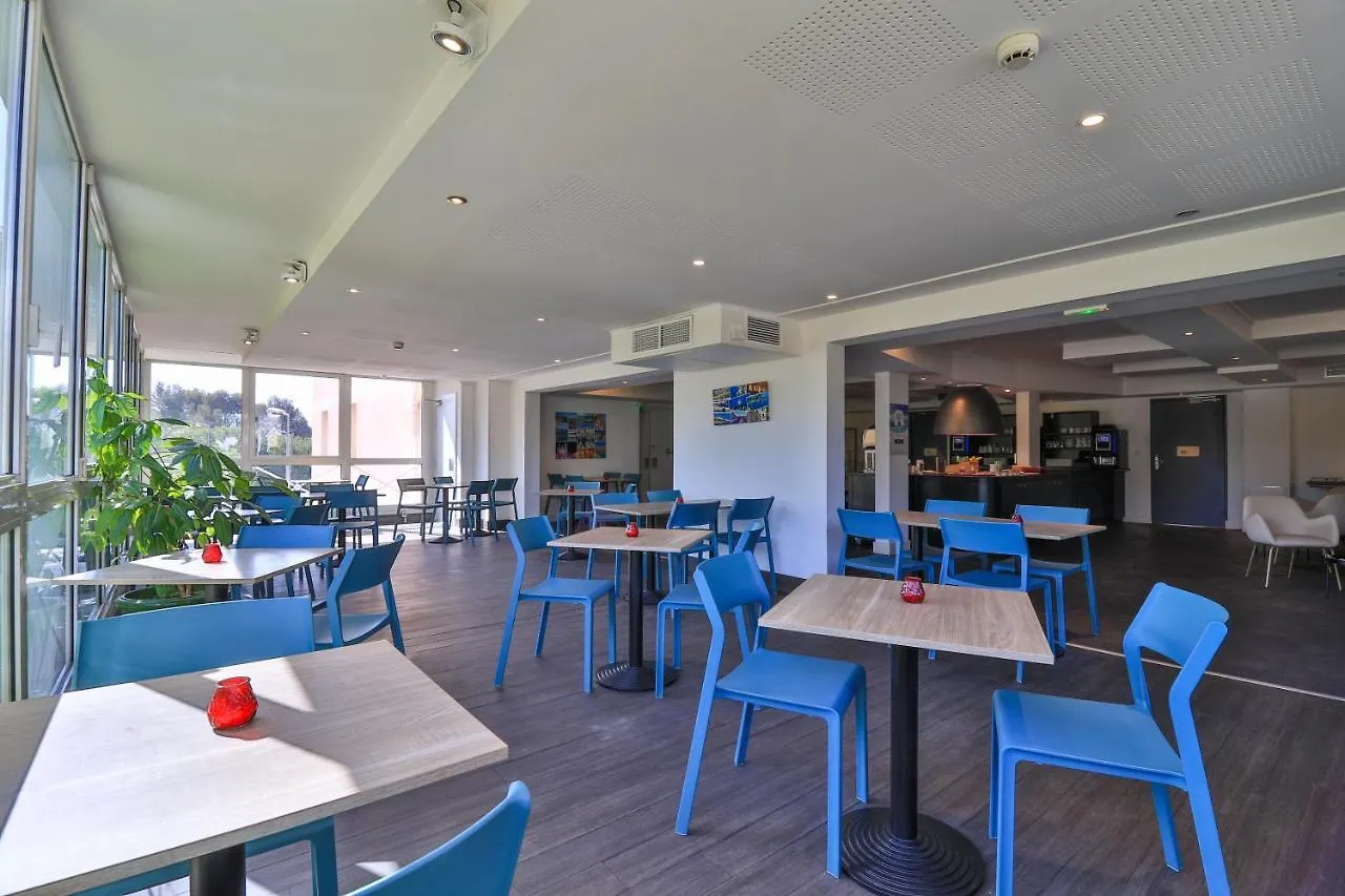 Hotel Restaurant Kyriad Frejus