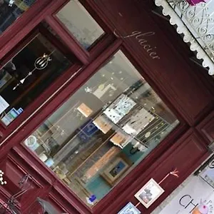 Le Petit Chou 4*, Entraygues-sur-Truyère Francia