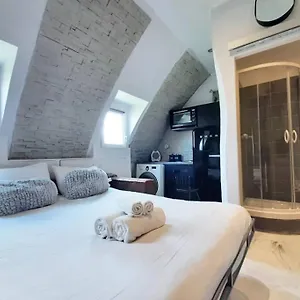 Nid Perché Au Coeur De Pigalle Appartement Paris