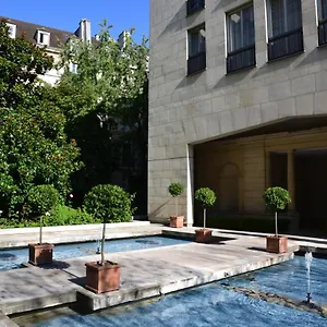 Assia & Nathalie - Luxury Marais Parijs