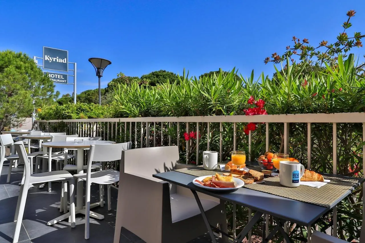 Hotel Restaurant Kyriad Frejus
