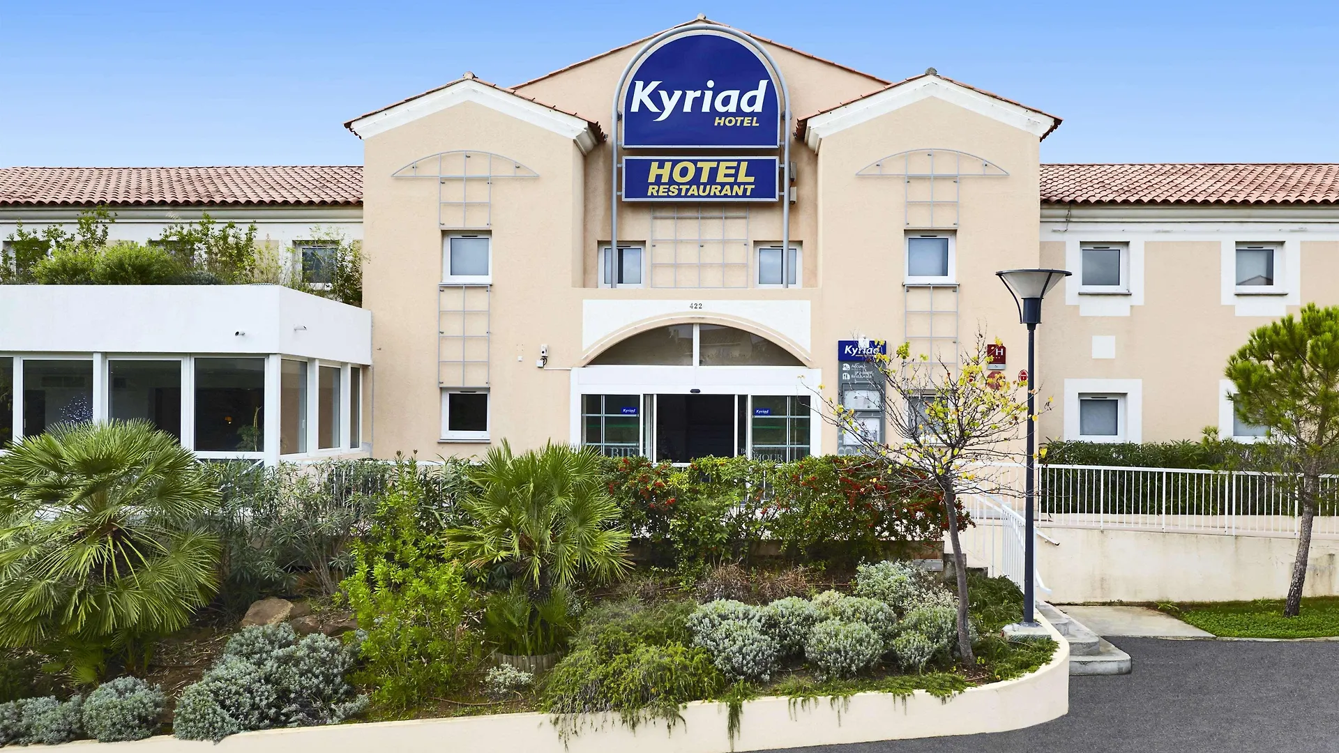 Hotel Restaurant Kyriad Fréjus