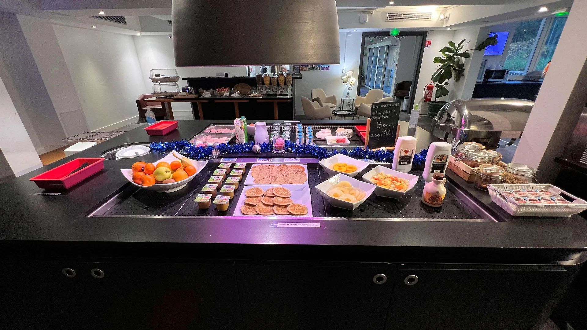 Hotel Restaurant Kyriad Frejus