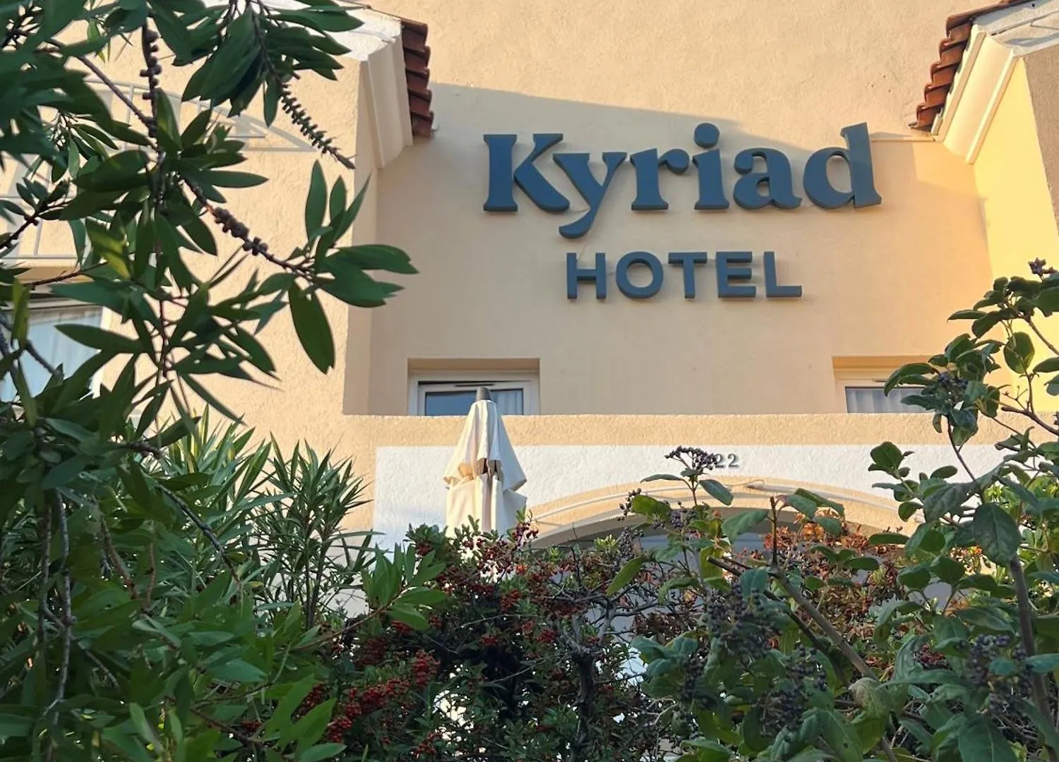 Hotel Restaurant Kyriad Fréjus